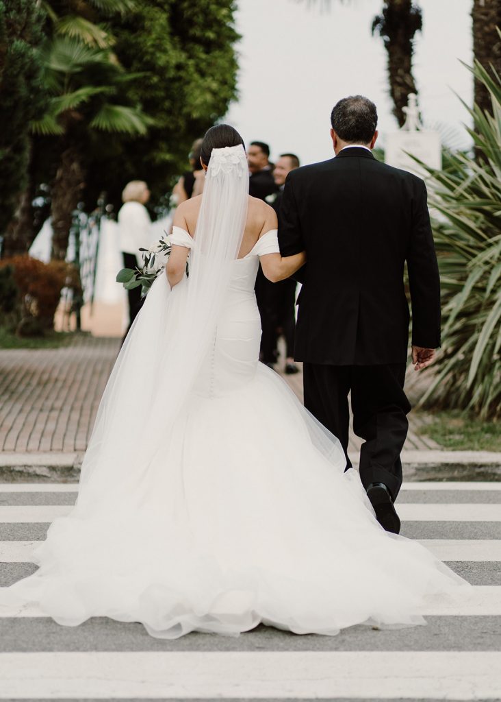 planning a wedding in Spain